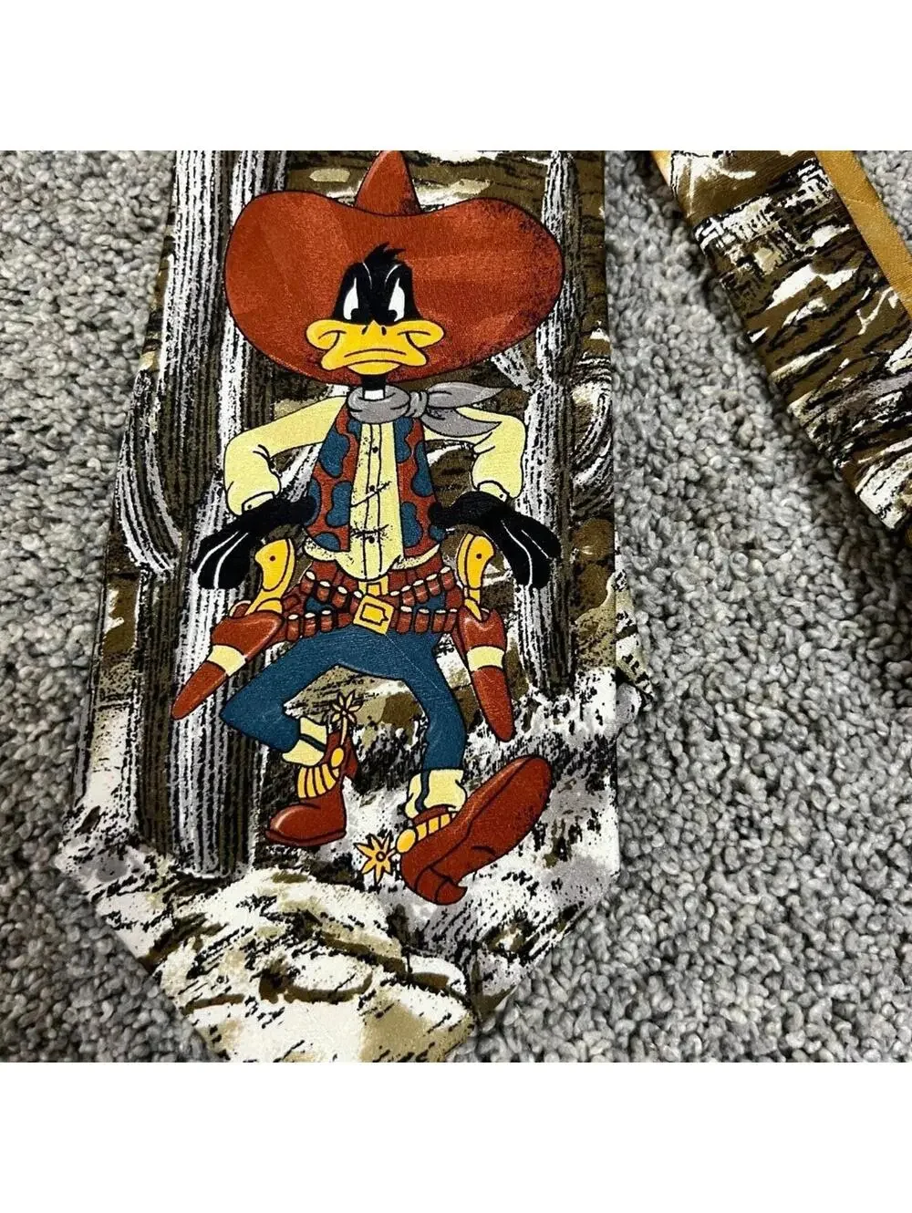 Looney Tunes Donald the Duck Tie NWT